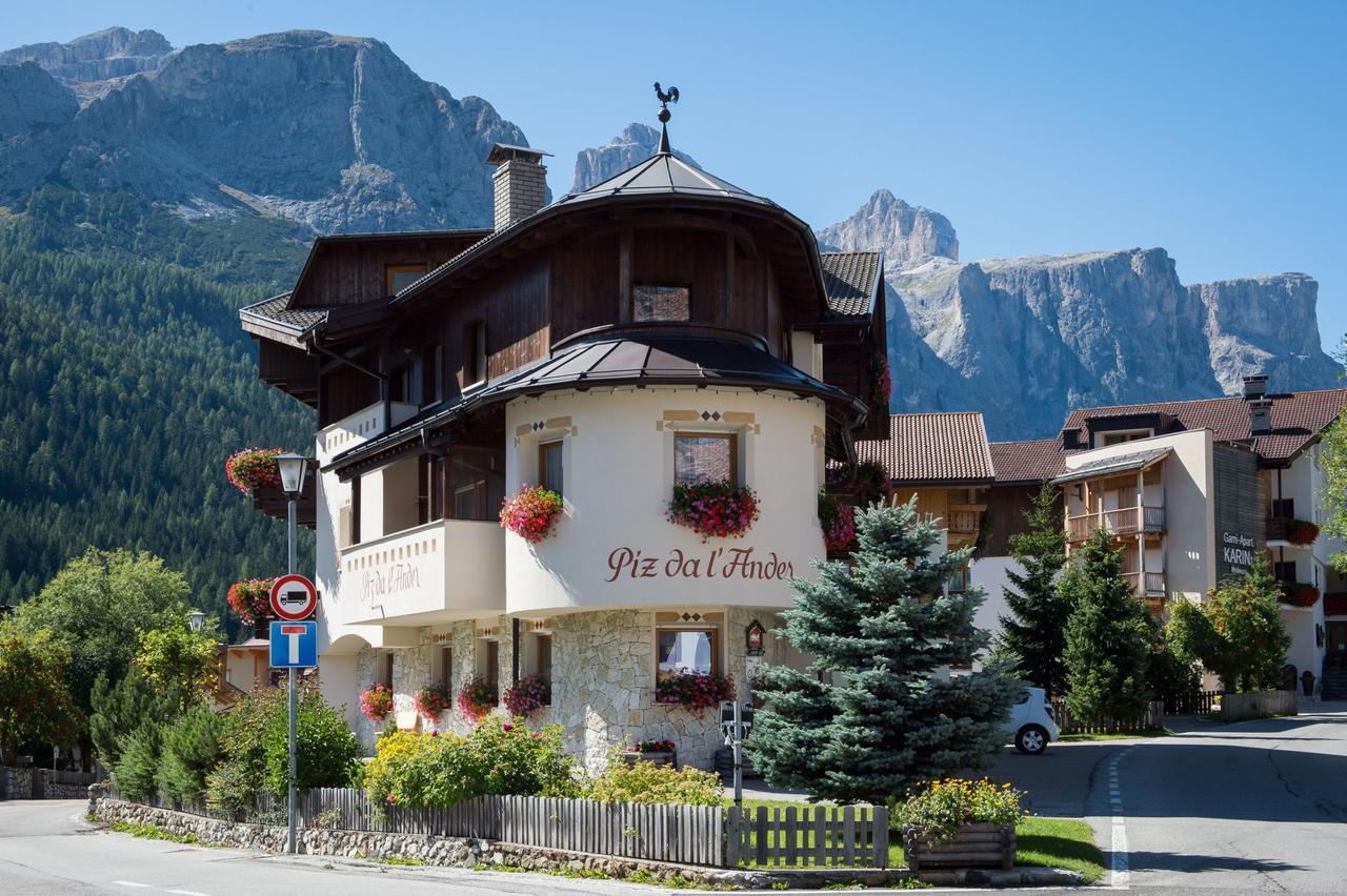 Garni Piz Da L'Ander Hotell Corvara Exteriör bild
